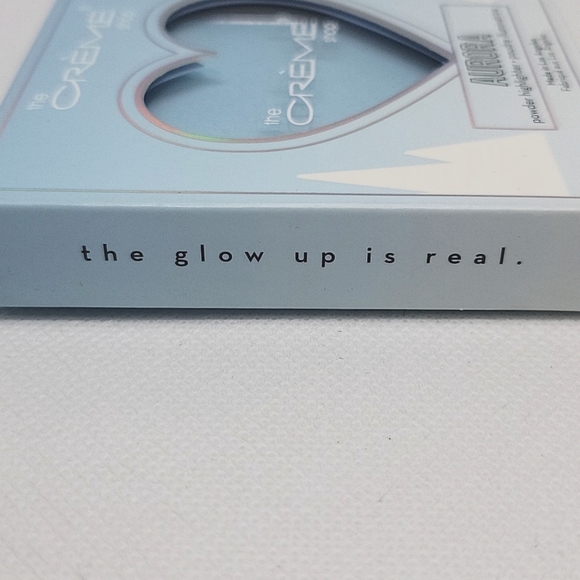 🌴 The Creme Shop Aurora Powder Highlighter Moonshine Blue - Picture 5 of 9